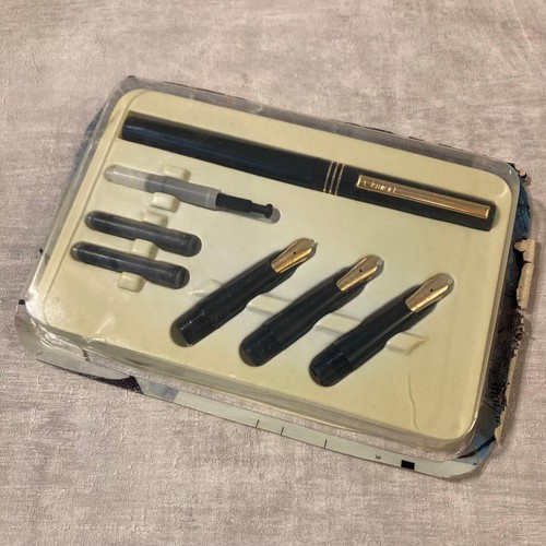 Osmiroid lettering pen set